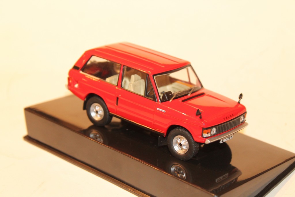 LAND ROVER VELAR 1969 IXO 1/43