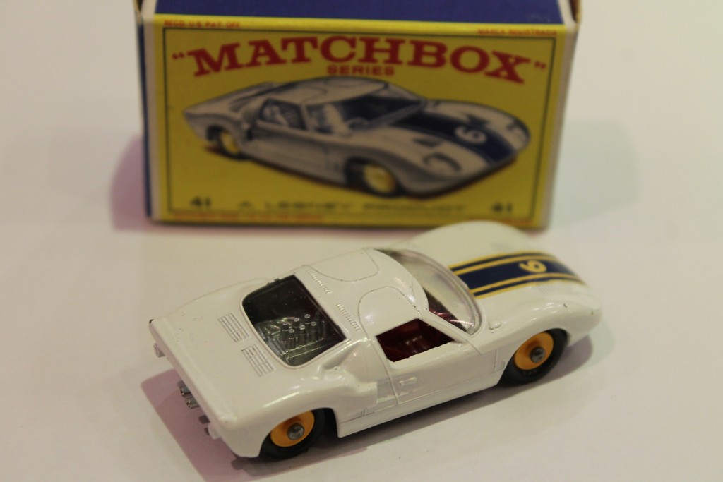 FORD GT N°6 MATCHBOX 1/64°