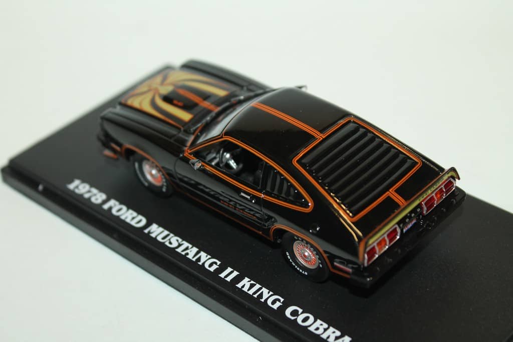 FORD MUSTANG II KING COBRA NOIR ET OR 1978 GREENLIGHT 1/43°