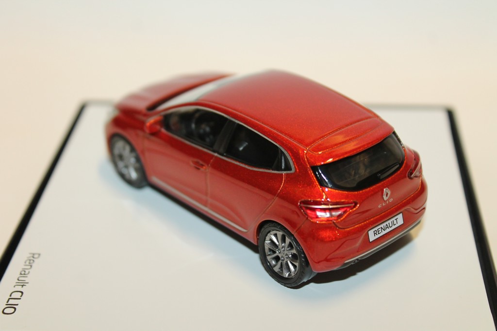 RENAULT CLIO ORANGE 2019 NOREV 1/43°