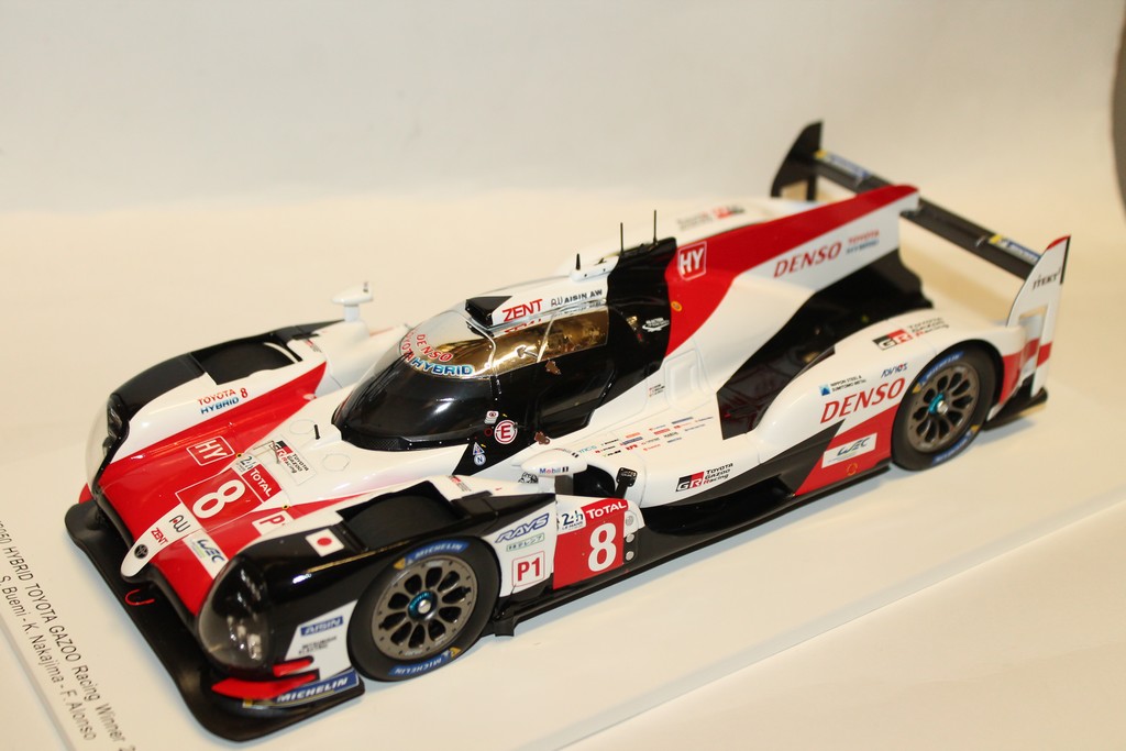 TOYOTA TS050 GAZOO N°8  WINNER LE MANS 2018 SPARK 1/18°