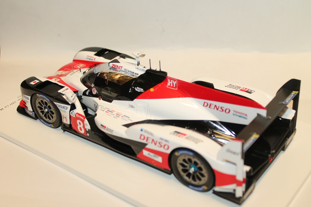 TOYOTA TS050 GAZOO N°8  WINNER LE MANS 2018 SPARK 1/18°