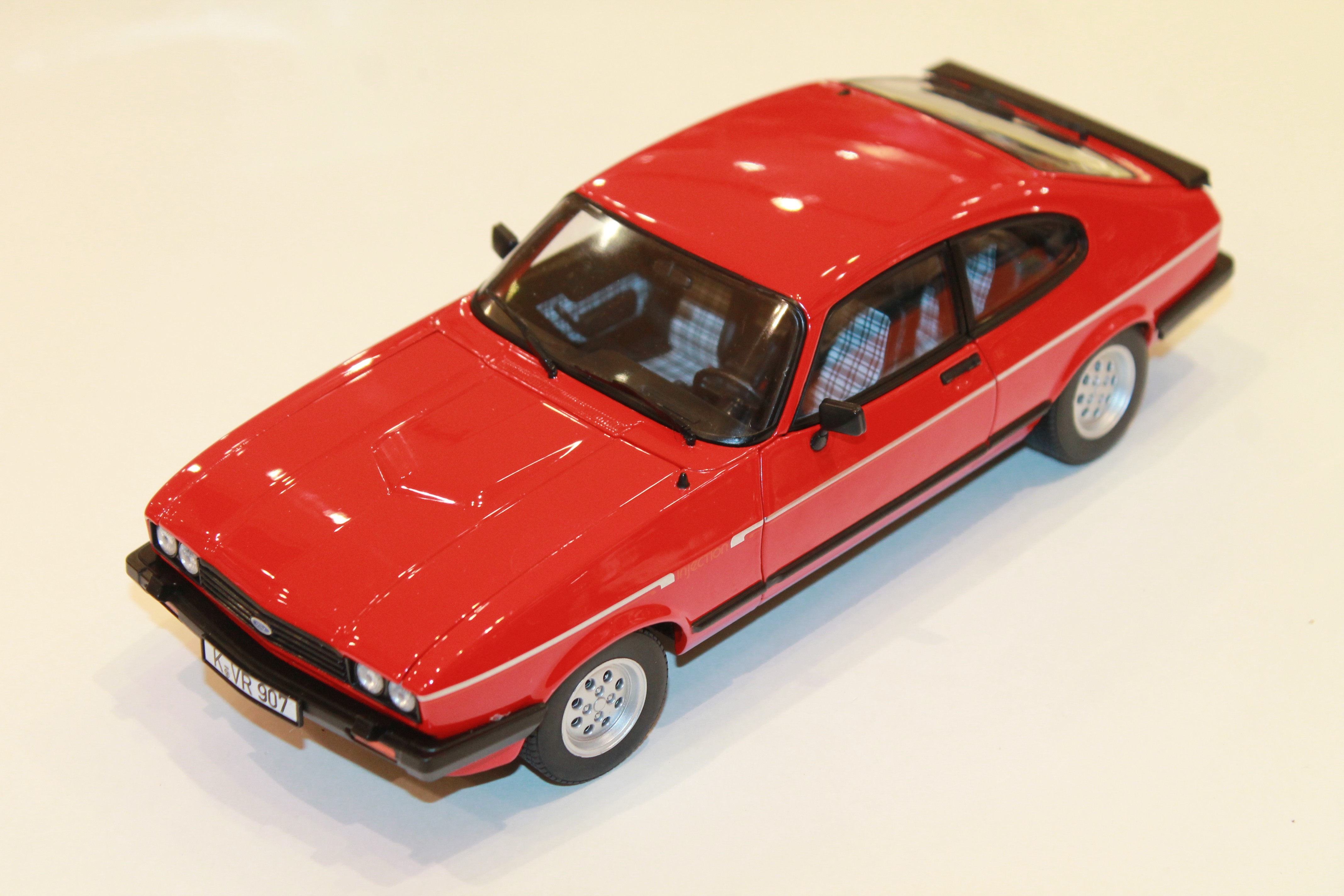 FORD CAPRI 2.8i 1983 ROUGE NOREV 1/18