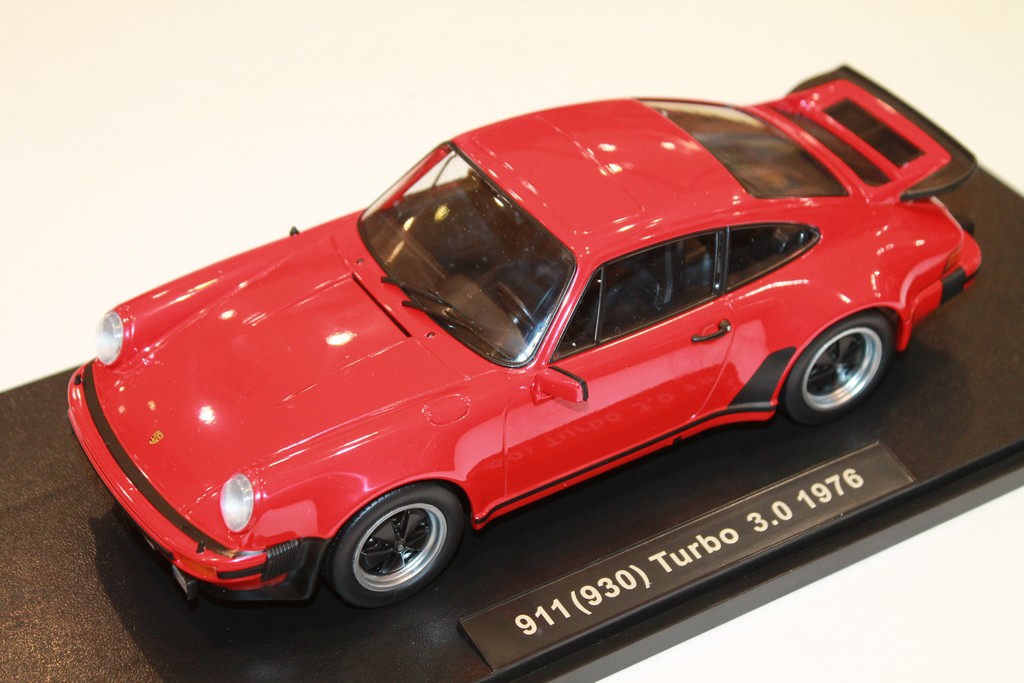 Amazon | KK scale 1/18 Porsche 911 (930) Turbo 3.0 1976