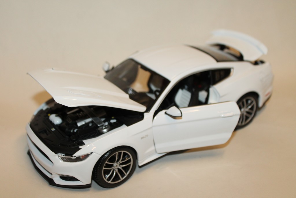 Voiture Maisto Tech Ford Mustang GT 2015 1:18 - Voiture - Achat