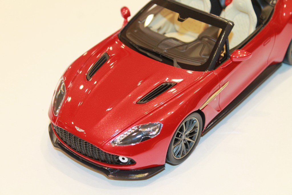 ASTON MARTIN VANQUISH ZAGATO SPEEDSTER ROUGE 2019 TOP SPEED 1/18°