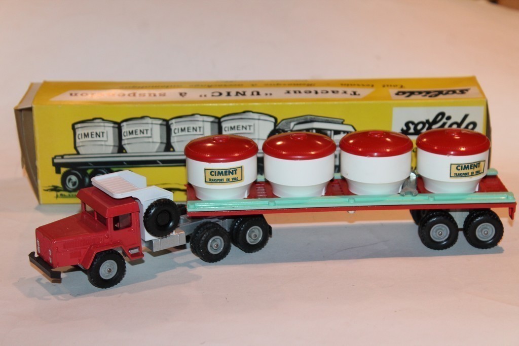 TRACTEUR UNIC "CIMENT" SOLIDO 1/43°