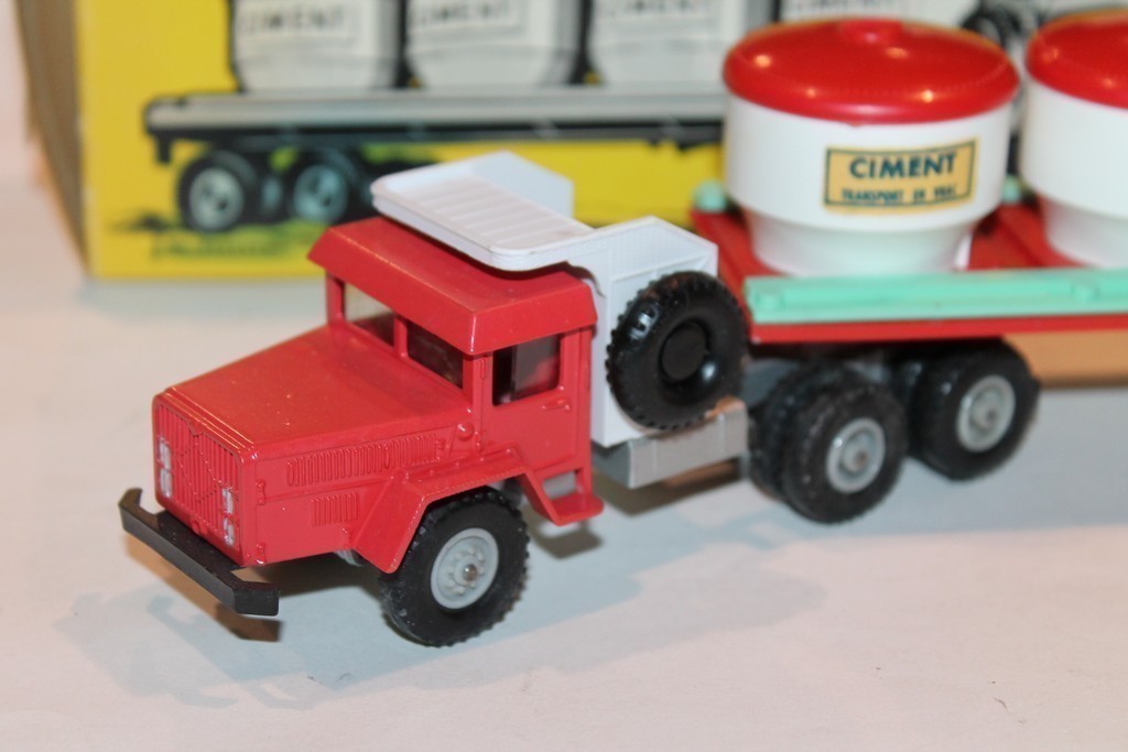 TRACTEUR UNIC "CIMENT" SOLIDO 1/43°