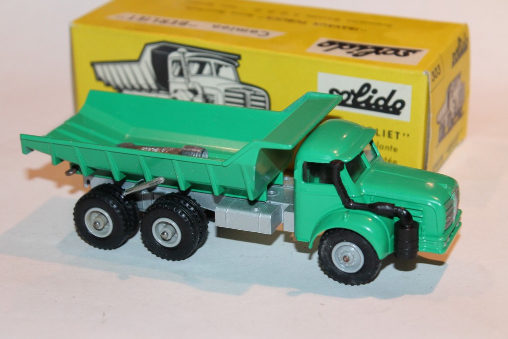 CAMION BERLIET GBO BENNE VERT SOLIDO 1/43°