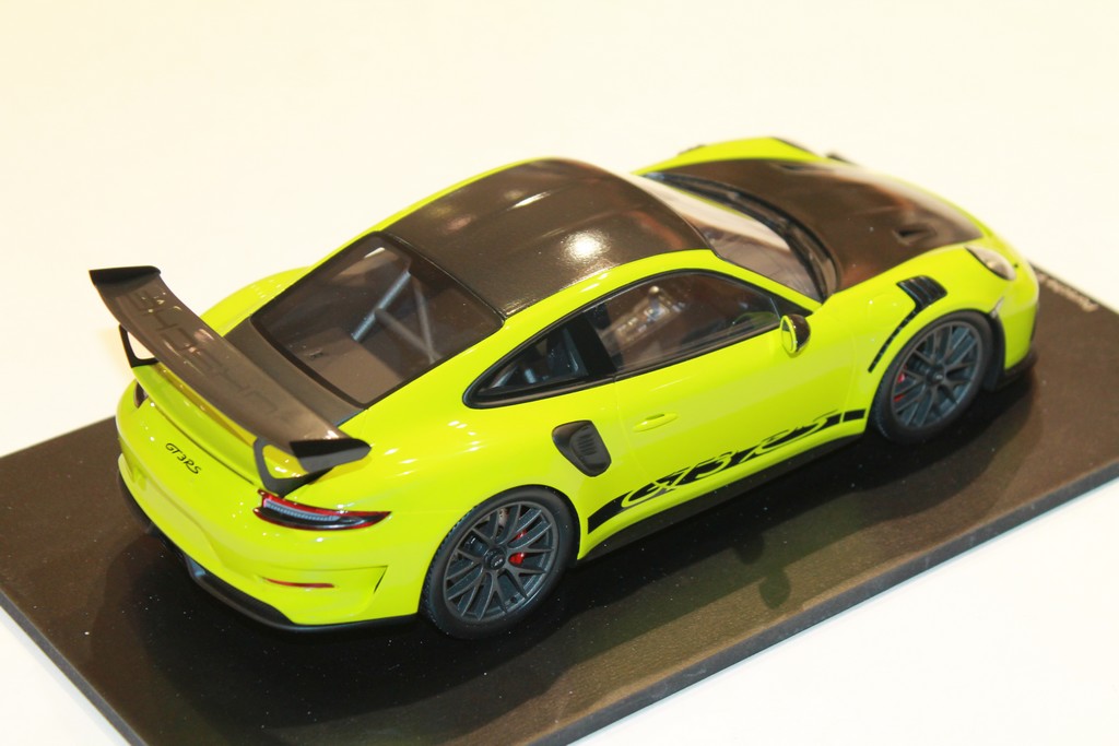 PORSCHE 911 GT3 RS VERT SPARK 1/18°