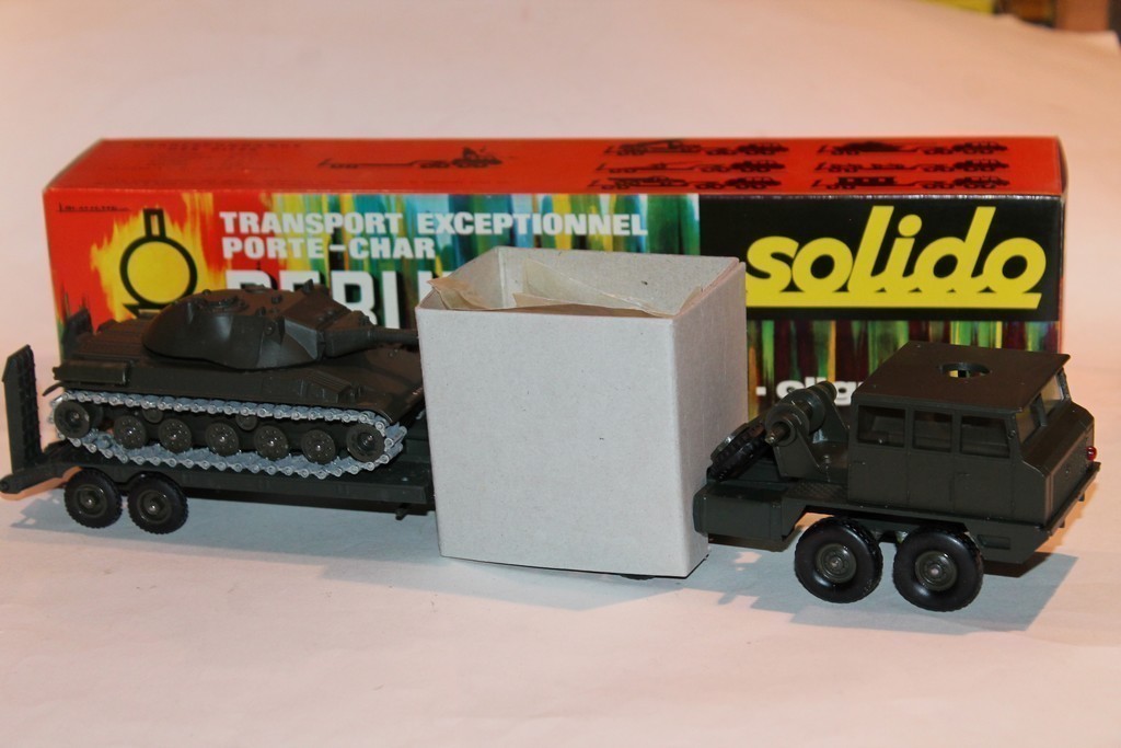 TRACTEUR BERLIET T12 PORTE CHAR SOLIDO 1/43°