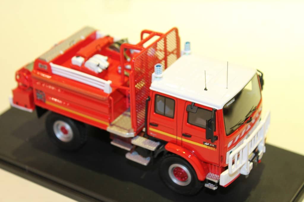 CITERNE RENAULT M 200 CCGC SDIS 13 1:43 Ixo Hachette Camion pompiers