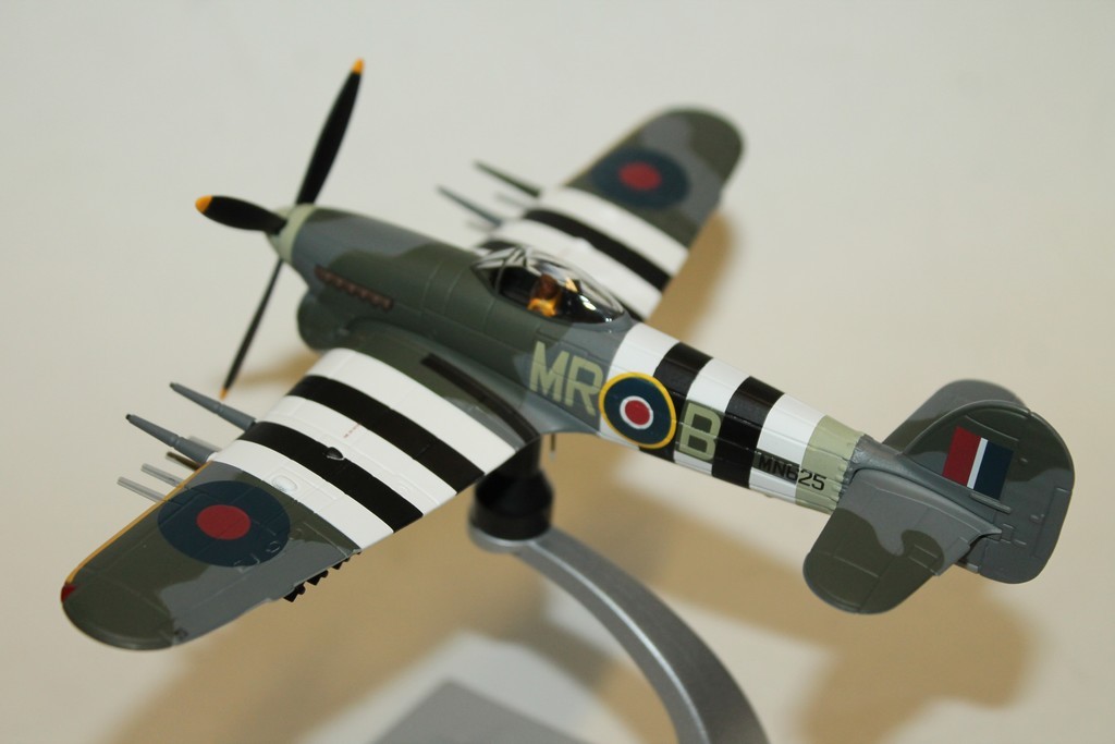 HAWKER TYPHOON MK.IB 1944 CORGI 1/72°