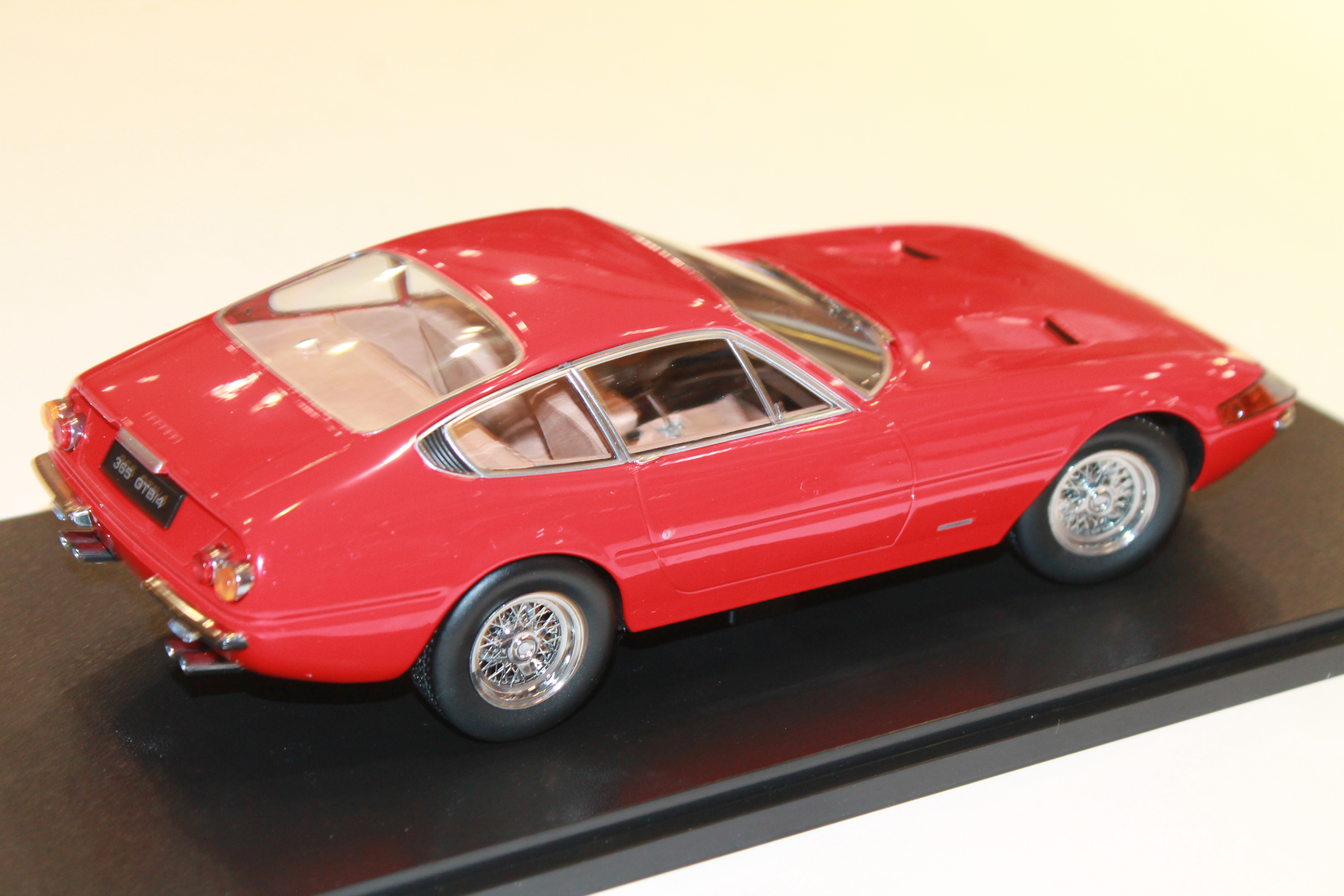 FERRARI 365 GTB/4 DAYTONA 1969 ROUGE KK SCALE 1/18°