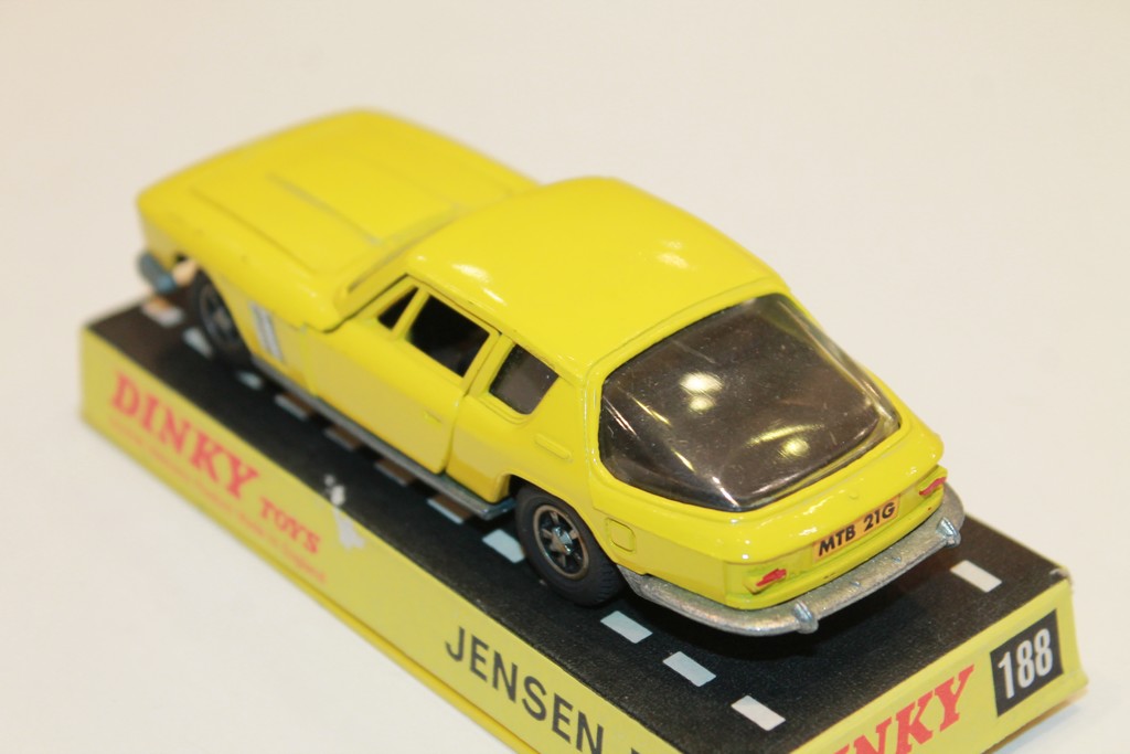 JENSEN FF DINKY TOYS 1/43°