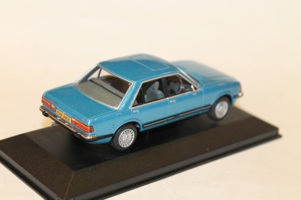 FORD GRANADA MK2 2.8I GHIA BEU 1975 VANGUARD 1/43°