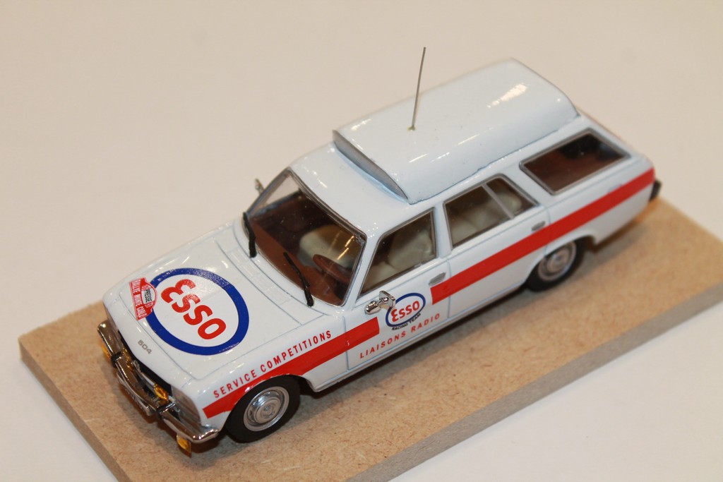 PEUGEOT 504 BREAK ESSO MC 1976 AUTORECLAME 1/43°