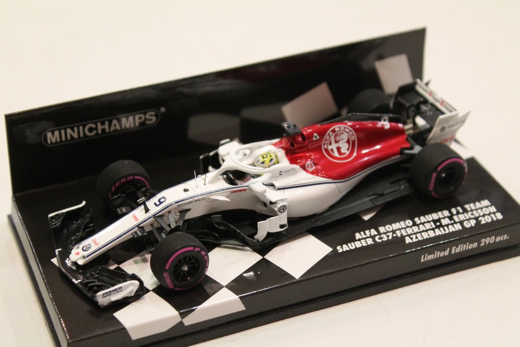 ALFA ROMEO SAUBER F1 TEAM SAUBER C37-FERRARI MINICHAMPS 1/43°