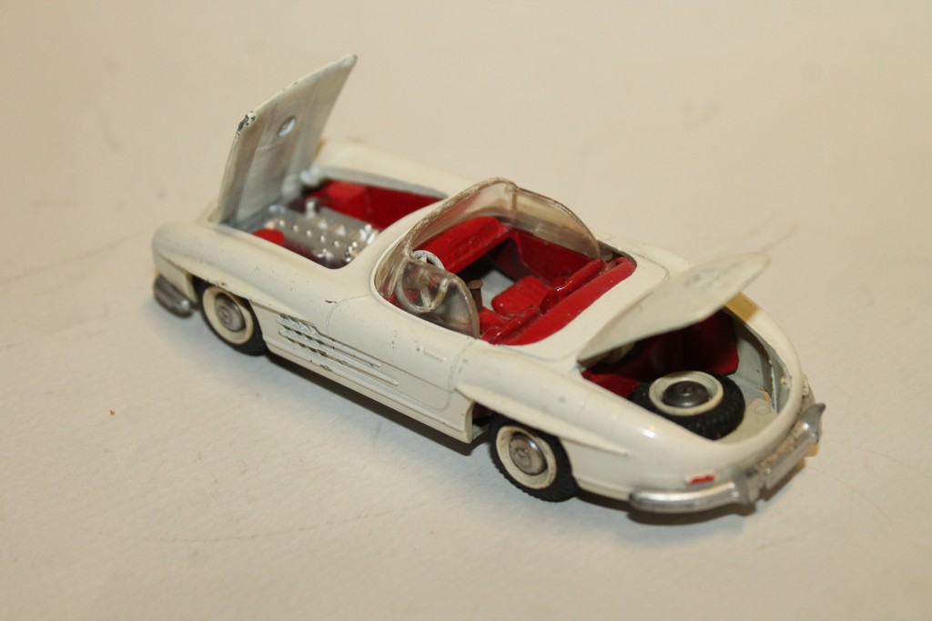 MERCEDES BENZ 300SL TEKNO 1/43°