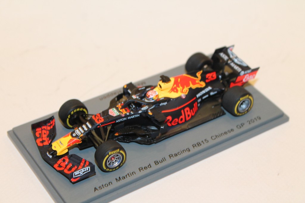 ASTON MARTIN RED BULL RACING RB15 N°33 CHINESE GP 2019 SPARK 1/43°