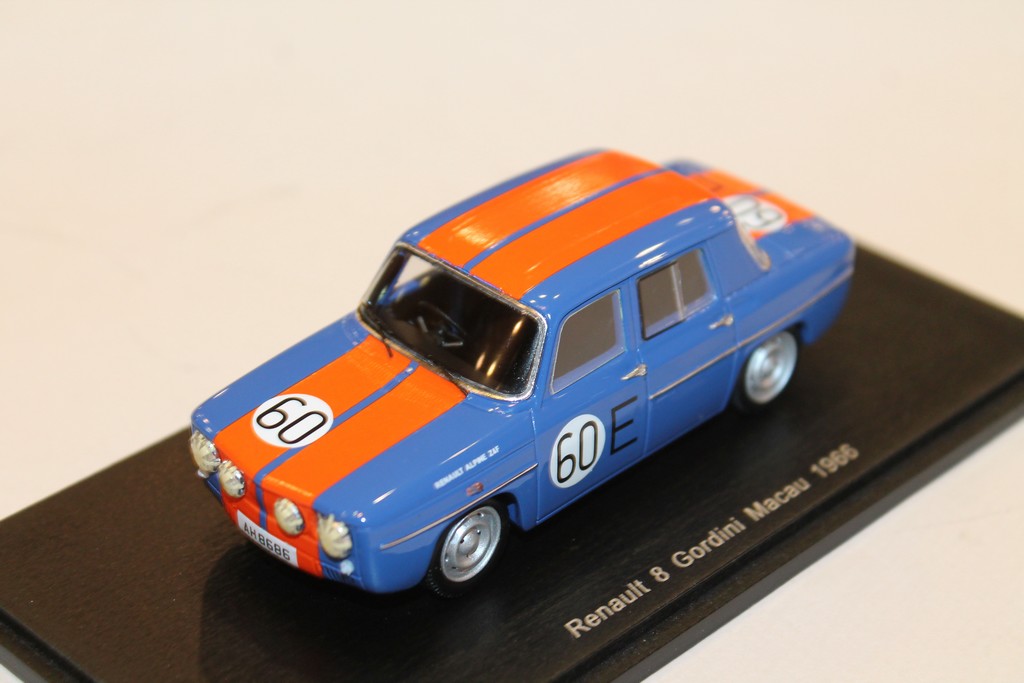 RENAULT 8 GORDINI MACAU 1966 SPARK 1/43°