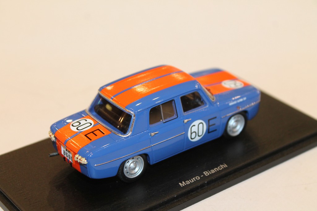 RENAULT 8 GORDINI MACAU 1966 SPARK 1/43°