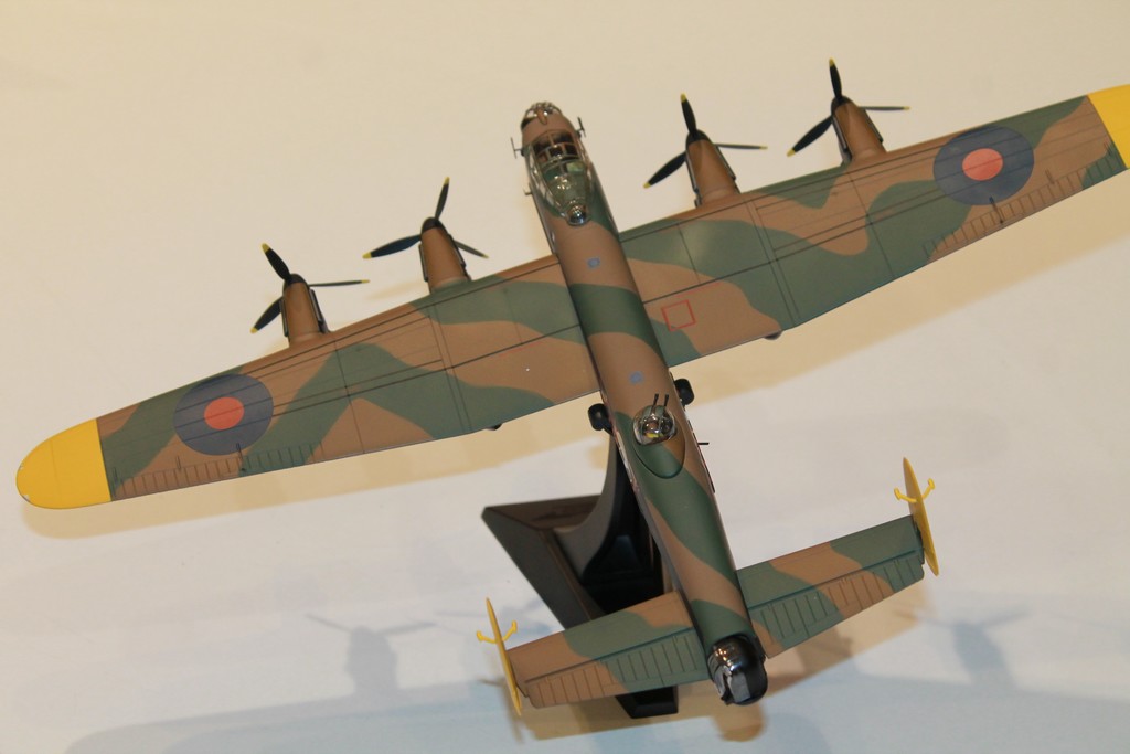 AVRO LANCASTER B MK.III CORGI 1/72°