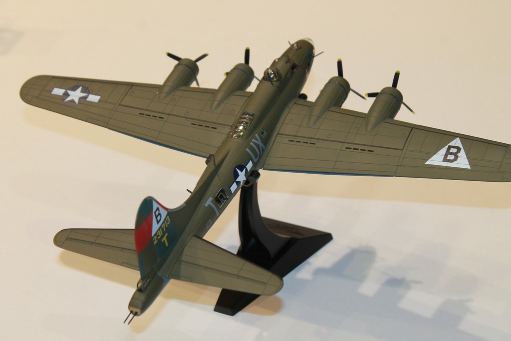 BOEING B-17G FLYING FORTRESS CORGI 1/72°