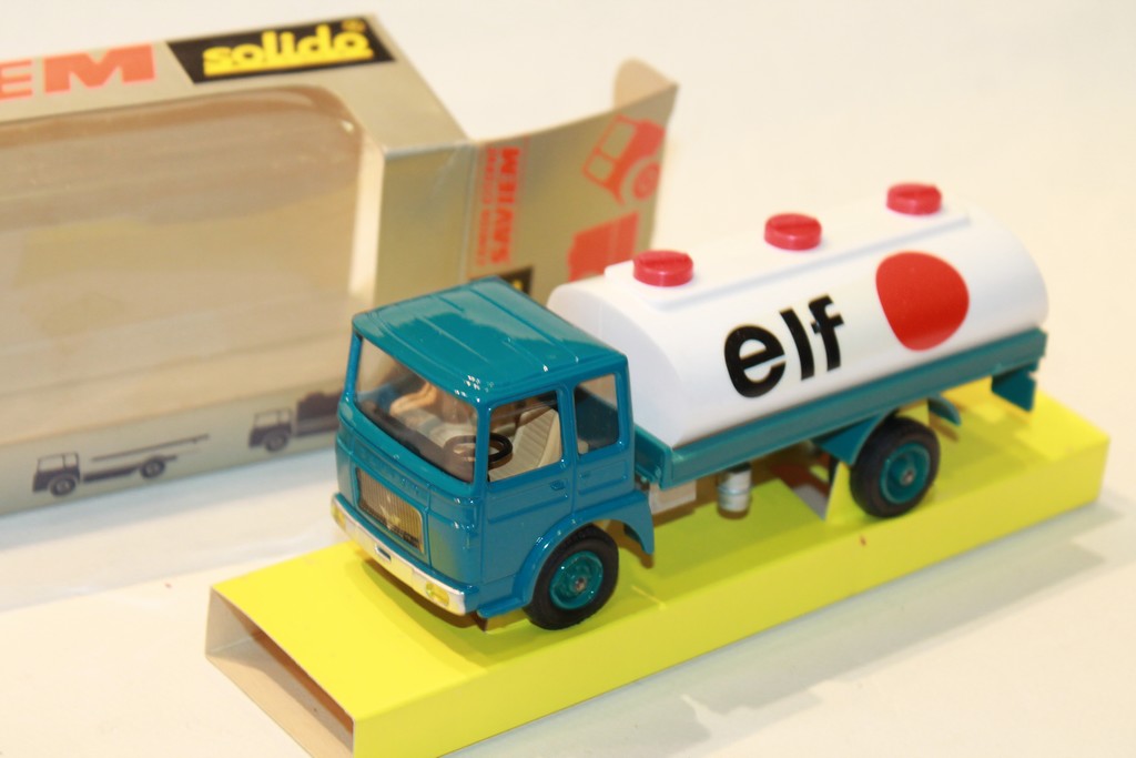 CAMION CITERNE ELF SAVIEM SOLIDO 1/43°