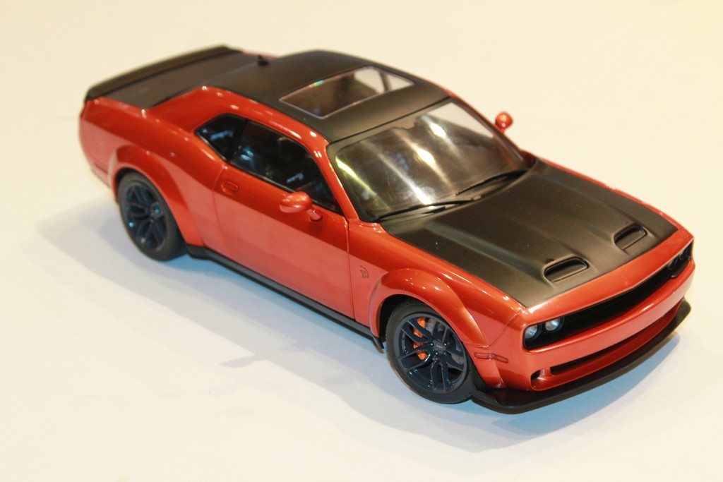 DODGE CHALLENGER SRT HELLCAT ORANGE SOLIDO 1/18°