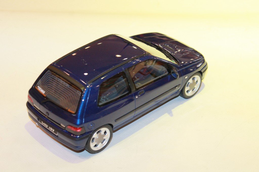 RENAULT CLIO 1 PHASE 2 BLEU OTTOMOBILE 1/18°