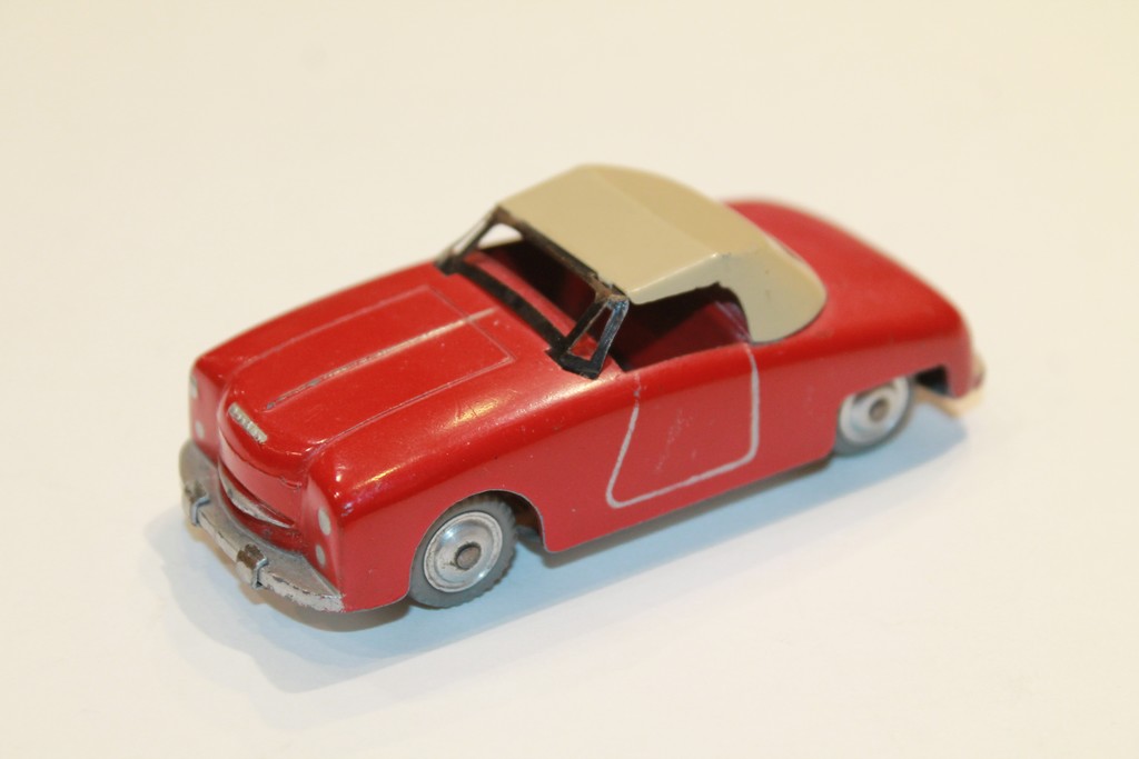PANHARD DYNA JUNIOR ROUGE CIJ 1/43°