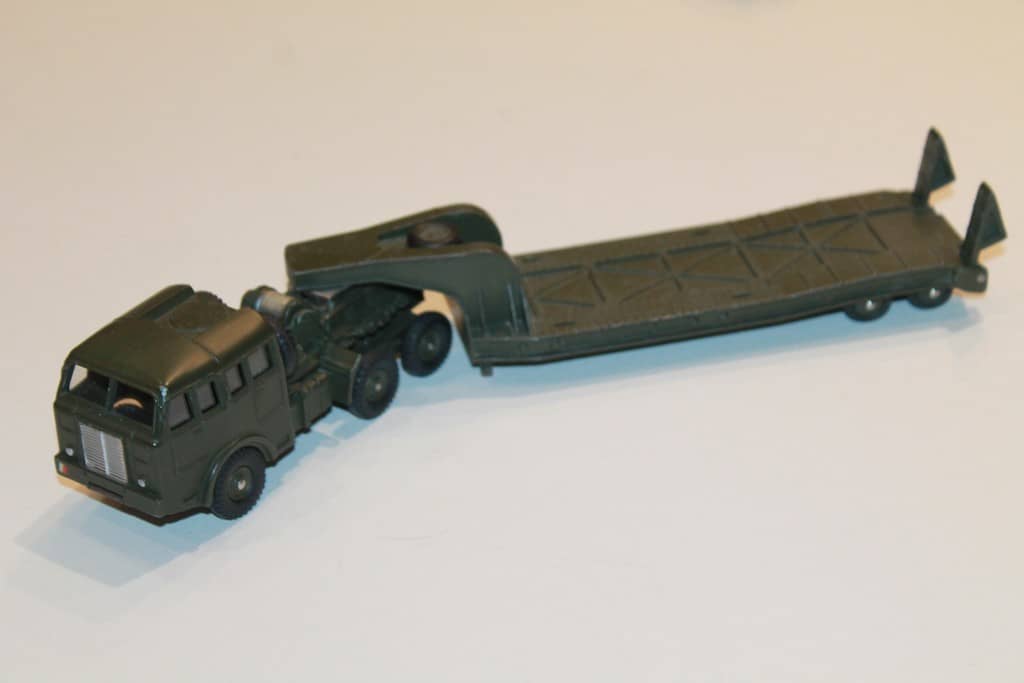 BERLIET PORTE CHAR DINKY TOYS 1/43°