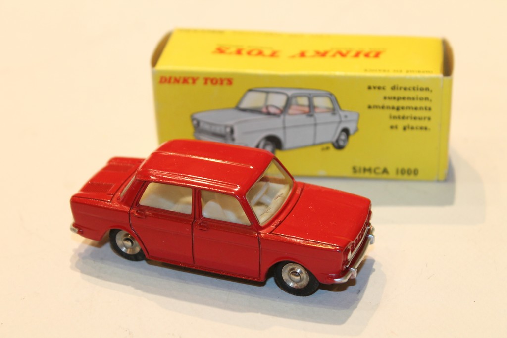 SIMCA 1000 ROUGE DINKY TOYS 1/43°