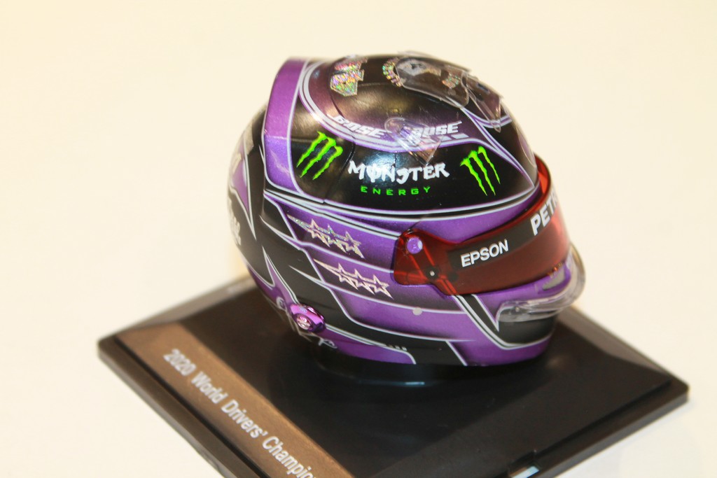 CASQUE LEWIS HAMILTON WORLD CHAMPION 2020 SPARK 1/5°