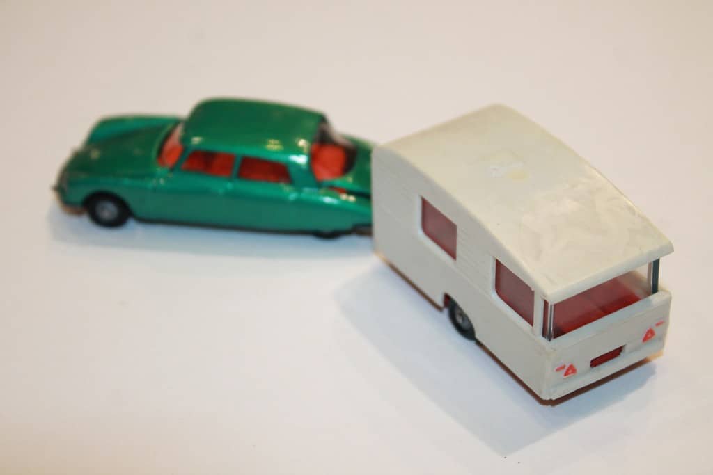 CITROEN DS 21 + CARAVANE PM MAJORETTE 1/66°