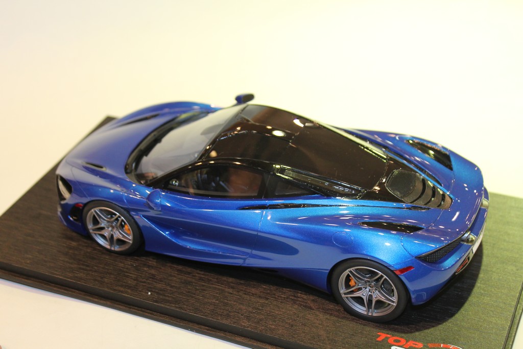 MCLAREN 720S BLEU TOP SPEED 1/18°