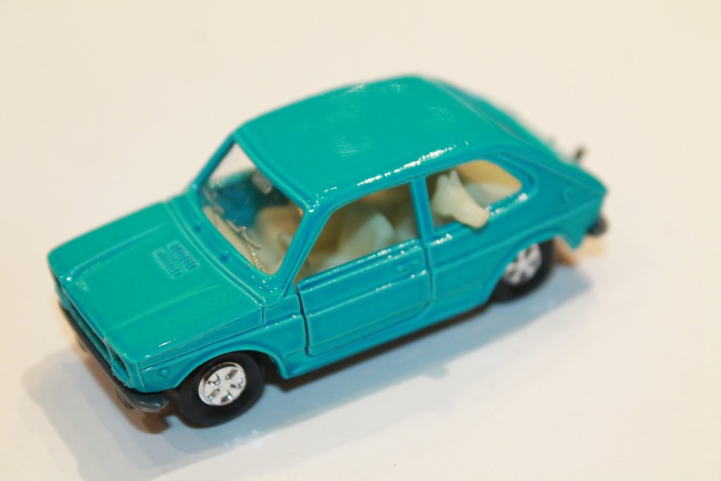 FIAT 127 BLEU MAJORETTE 1/66°