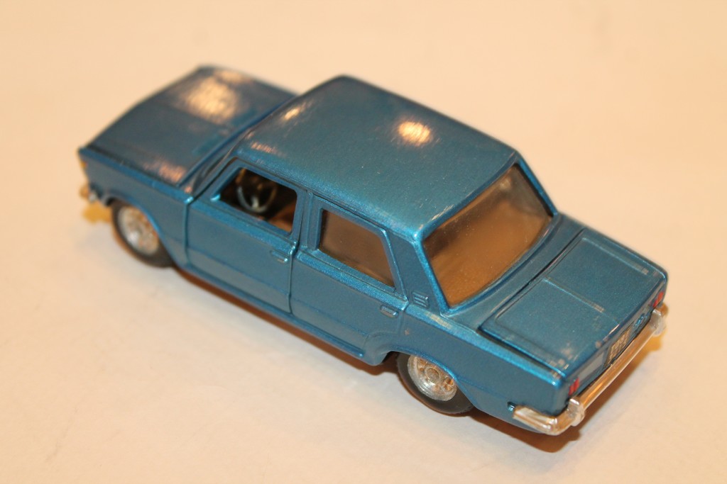 FIAT 125 BLEU MERCURY 1/43°