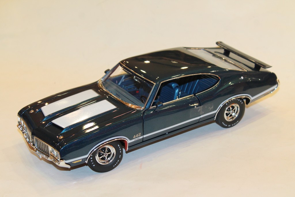 OLDSMOBILE 442 W-30 VERTE 1970 ACME 1/18°