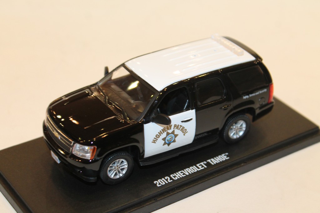 CHEVROLET TAHOE 2012 CALIFORNIA HIGHWAY PATROL GREENLIGHT 1/43