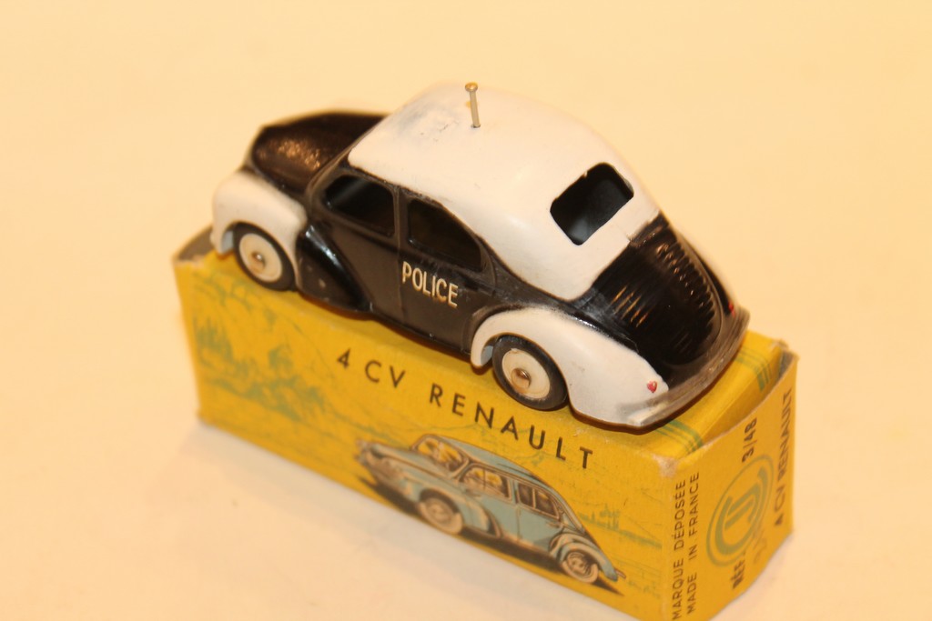 RENAULT 4CV POLICE CIJ 1/43°