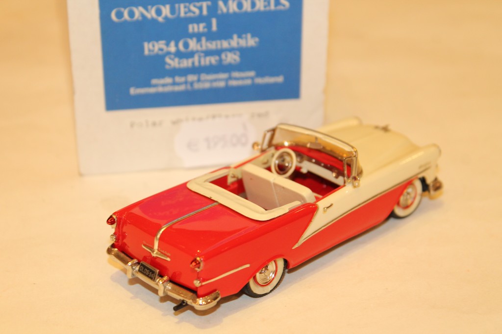 OLDSMOBILE STARFIRE 98 ROUGE 1954 CONQUEST MODELS 1/43°