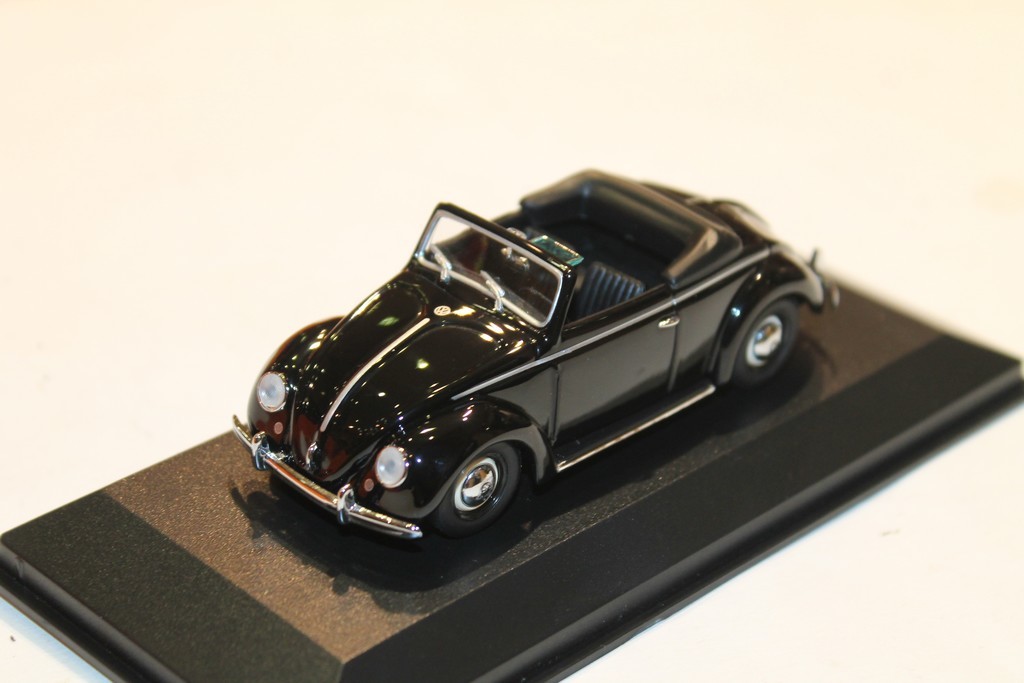 VW COX CAB HEBMULLER BLK MAXICHAMPS 1/43°