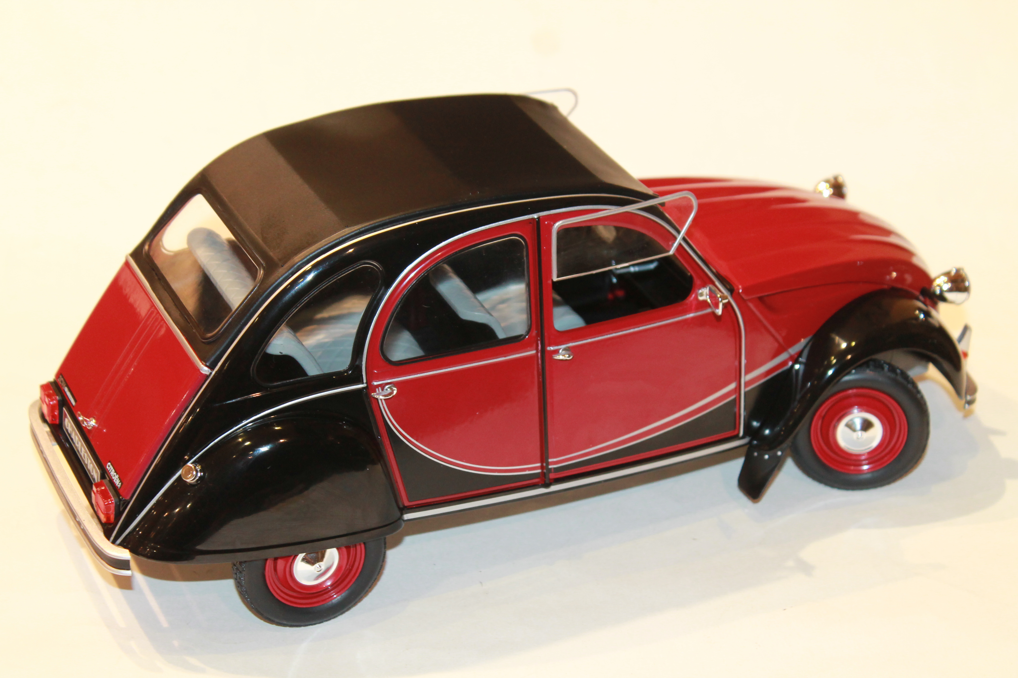 CITROEN 2CV CHARLESTON Z-MODELS 1/12°