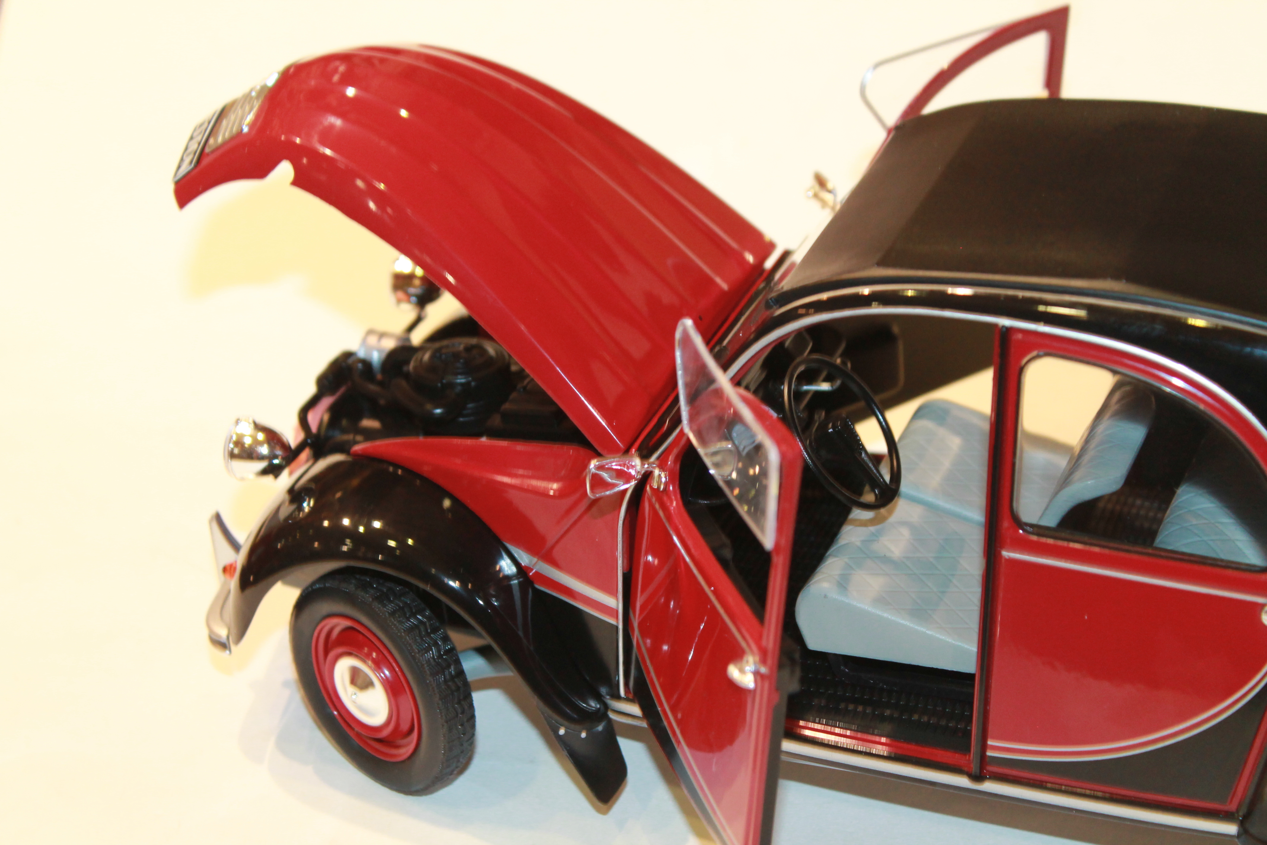 CITROEN 2CV CHARLESTON Z-MODELS 1/12°