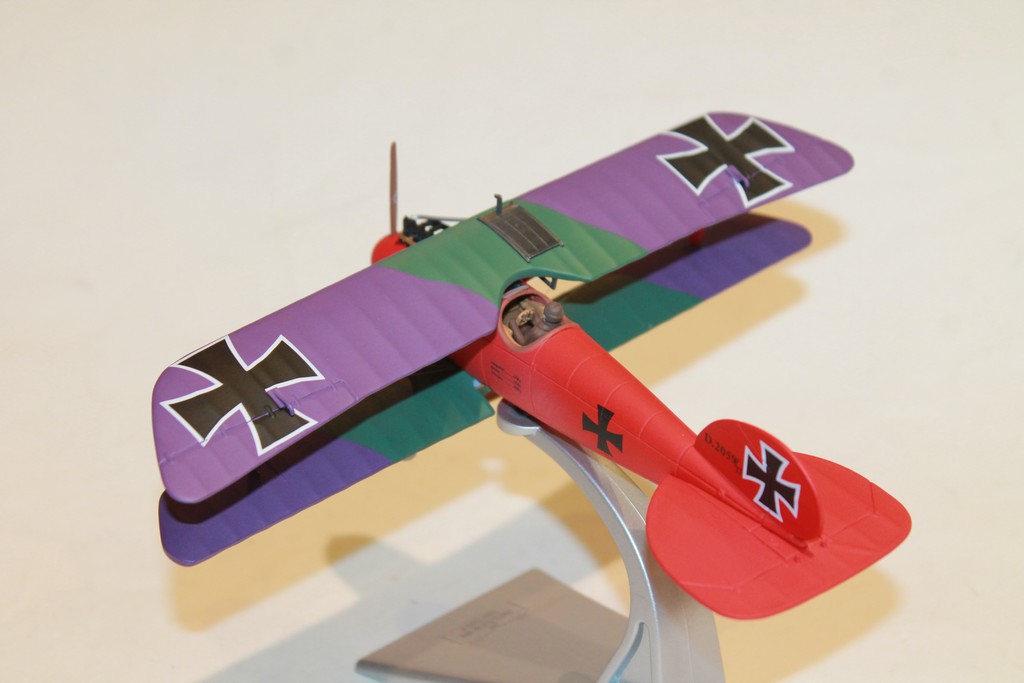 ALBATROS DV " VON RICHTOFEN " 1917 CORGI 1/48°