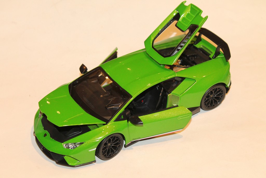 LAMBORGHINI HURACAN PERFORMANTE 2019 MAISTO 1/18°