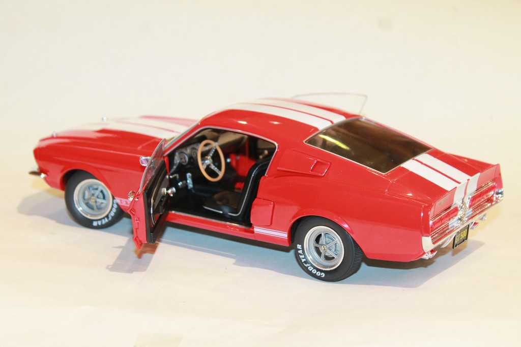 SHELBY MUSTANG GT500 1967 RED SOLIDO 1/18°