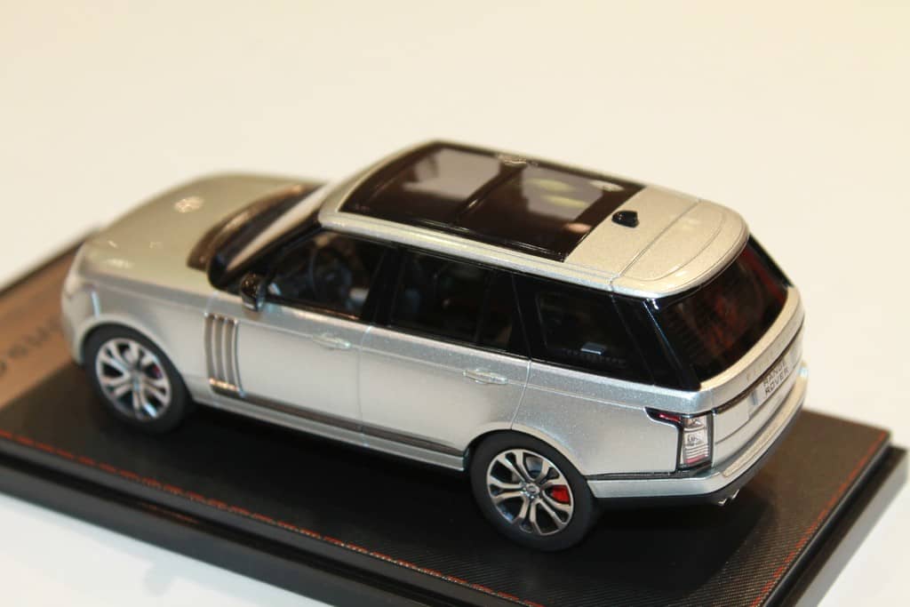 Land rover 1 43